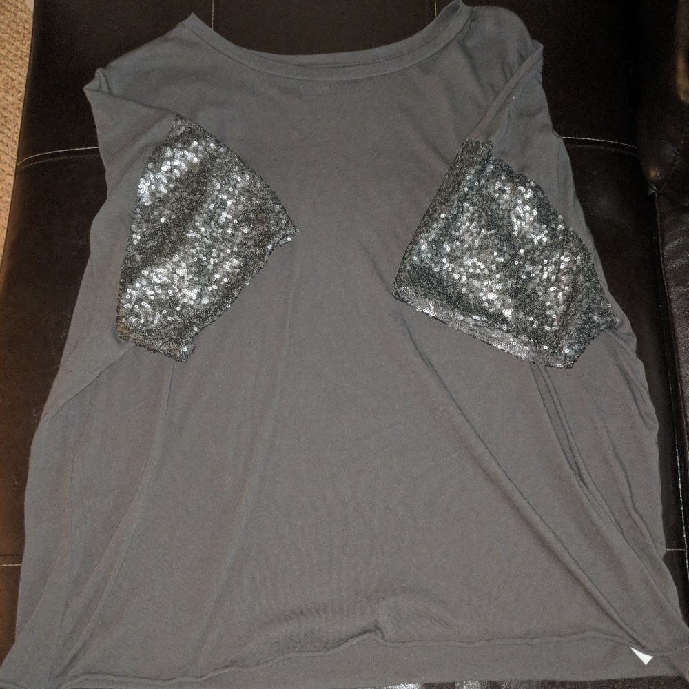 Short sleeve shirt